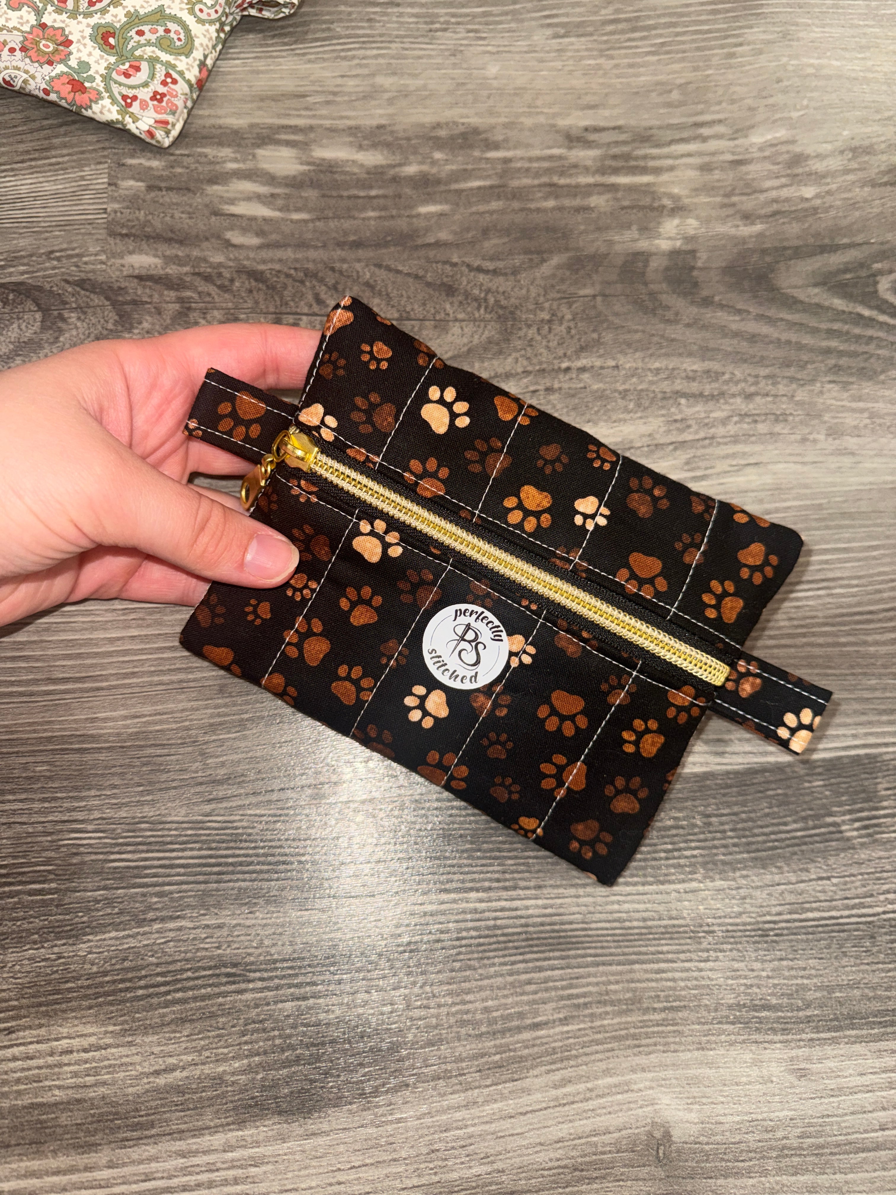Mini Pouch -  Puppy Paws